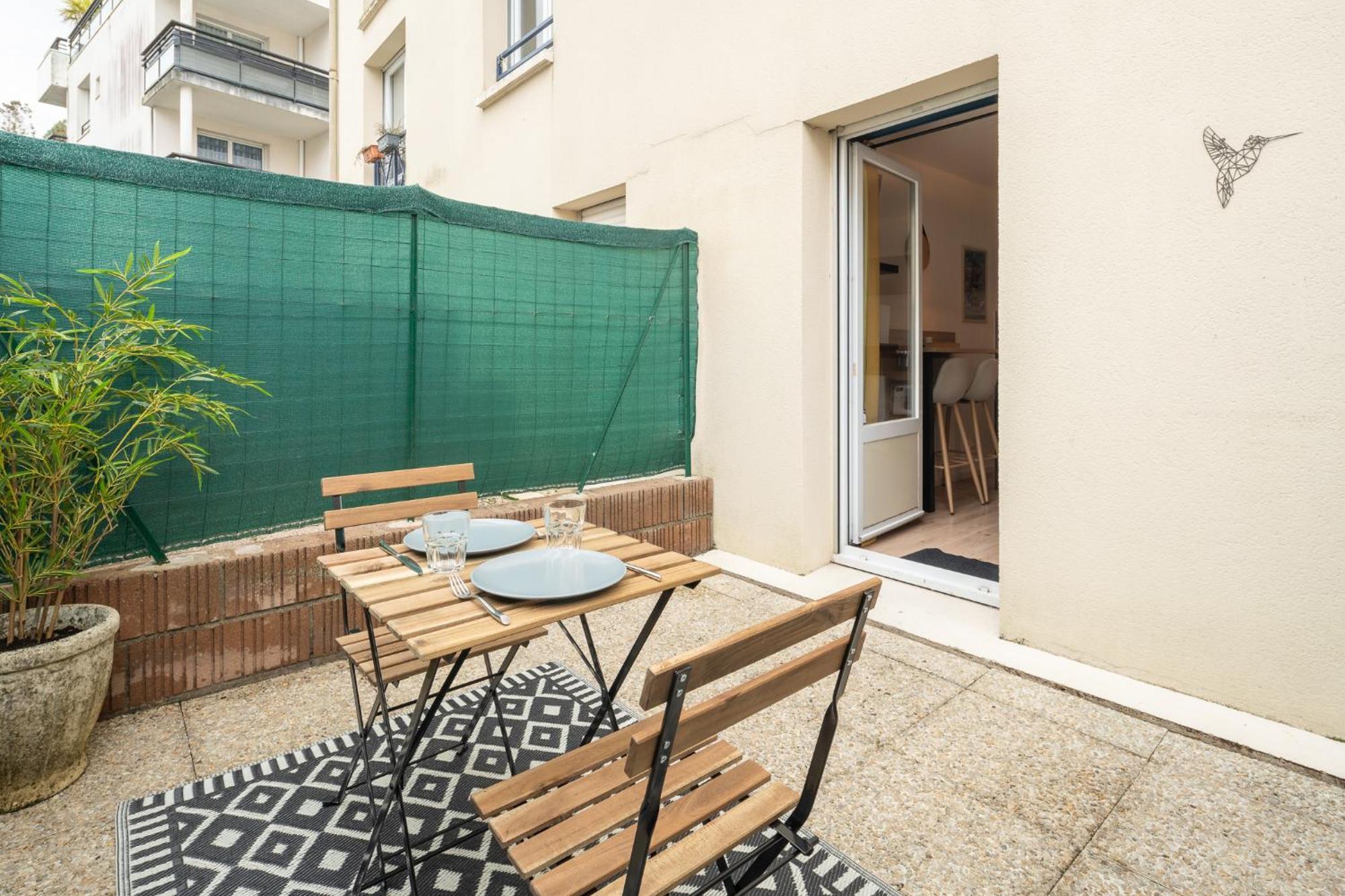 Studio Centre-Ville Avec Terrasse Et Parking Securise Gratuit Nantes Exteriör bild